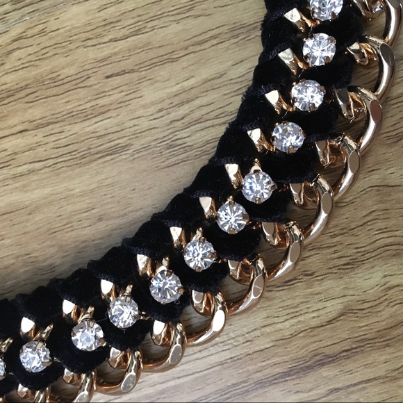 Rose gold chain with rhinestone necklace - Picture 2 of 3